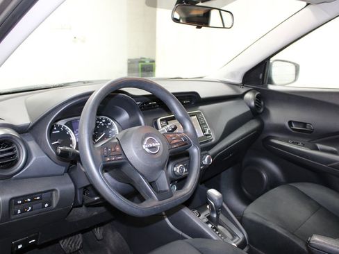 Used 2023 Nissan Kicks S image 13