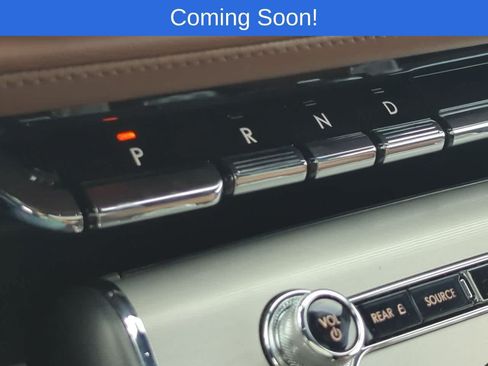 Used 2024 Lincoln Aviator Reserve w/ Equipment Group 201A AWD/4WD image 32