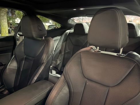 Used 2025 BMW M440i Coupe w/ Premium Package image 21