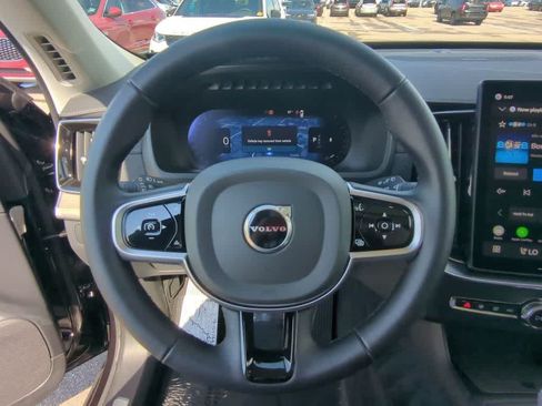 Certified 2026 Volvo XC90 B6 Plus AWD/4WD image 21