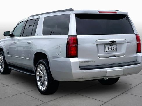 Used 2015 Chevrolet Suburban LT w/ Luxury Package RWD image 12
