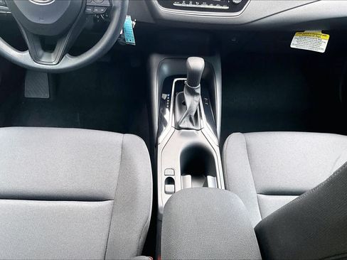 Used 2024 Toyota Corolla LE FWD image 17