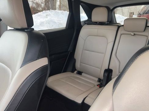 Used 2022 Ford Escape SEL w/ Technology Package image 14