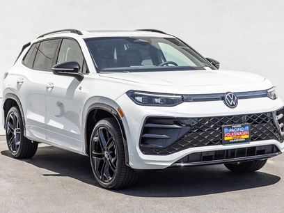 New 2026 Volkswagen Tiguan SE R-Line