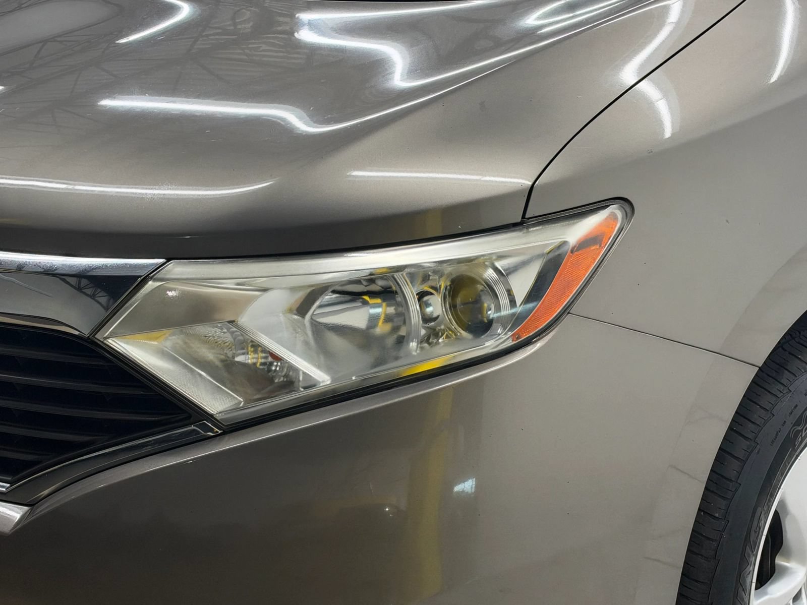 Used 2014 Nissan Quest SV w/ Leather Package FWD image 4
