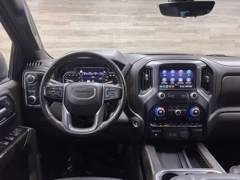 Used 2020 GMC Sierra 1500 Denali w/ Denali Ultimate Package AWD/4WD image 2