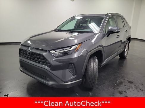Used 2023 Toyota RAV4 XLE w/ Convenience Package AWD/4WD image 4