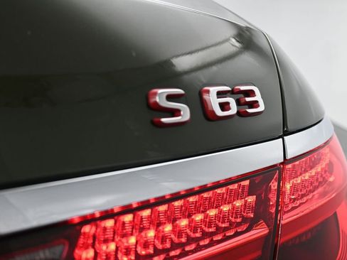 Used 2025 Mercedes-Benz S 63 AMG S image 24
