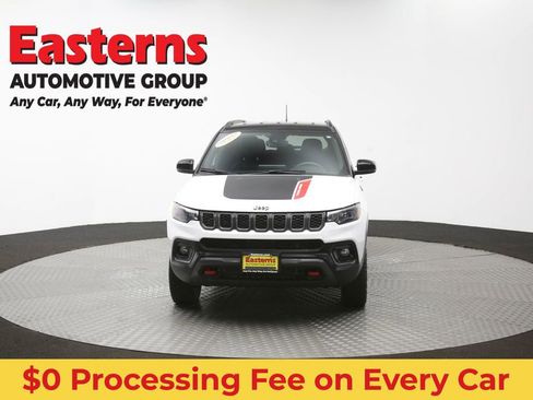 Used 2025 Jeep Compass Trailhawk AWD/4WD image 50