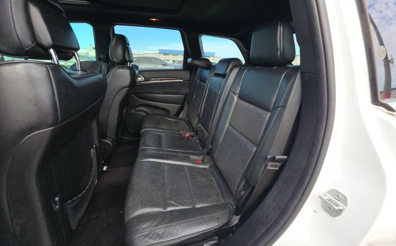 Used 2015 Jeep Grand Cherokee High Altitude AWD/4WD image 14
