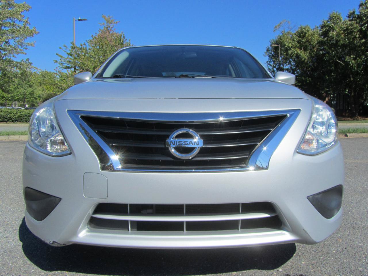 Used 2017 Nissan Versa S Plus FWD image 5