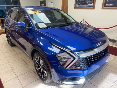 Used 2023 Kia Sportage EX FWD image 6