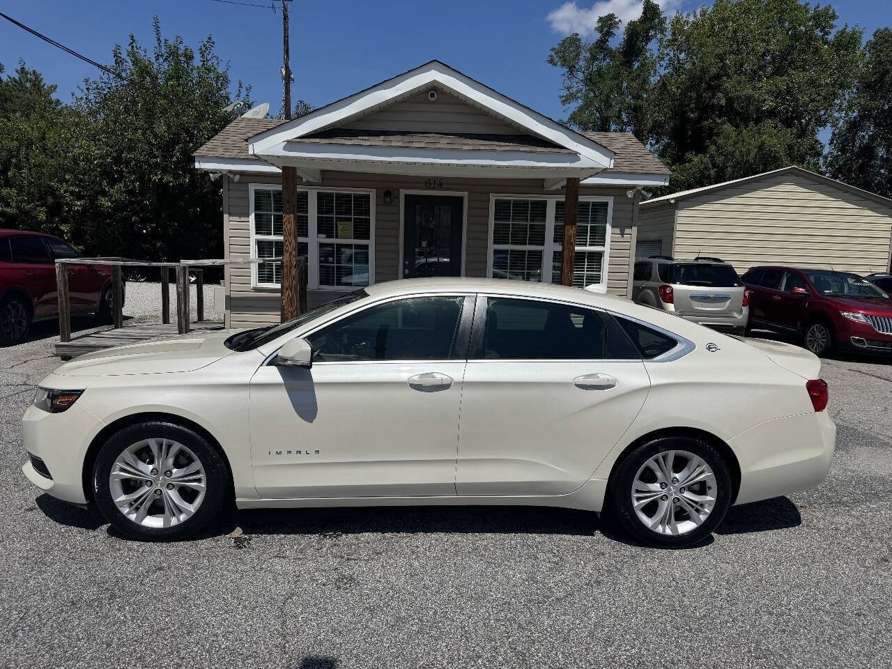 Used 2014 Chevrolet Impala LT w/ Premium Seating Package FWD image 3