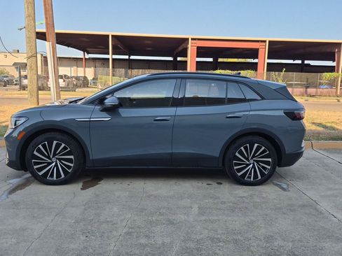 Used 2024 Volkswagen ID.4 S RWD image 8