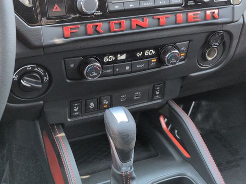 New 2026 Nissan Frontier PRO-4X w/ Tow Package AWD/4WD image 19
