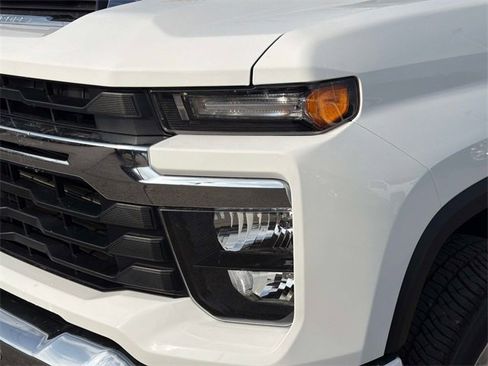 New 2026 Chevrolet Silverado 2500 LT w/ All Star Edition image 9