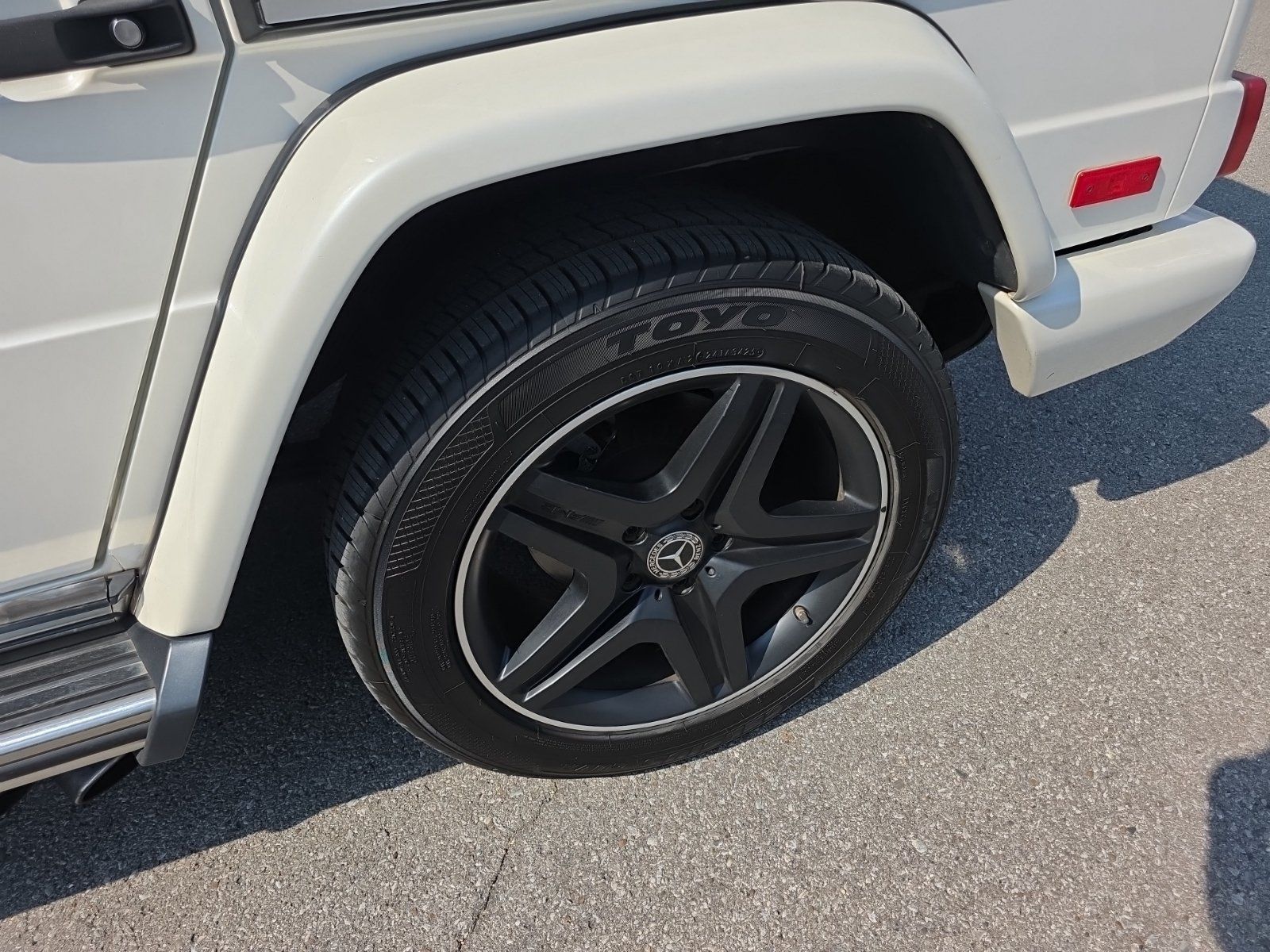 Used 2015 Mercedes-Benz G 63 AMG 4MATIC image 20