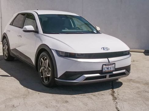 Used 2022 Hyundai Ioniq 5 SEL AWD/4WD image 3
