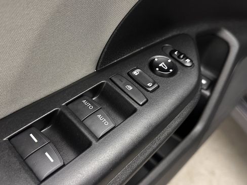 Used 2020 Honda Civic EX image 12