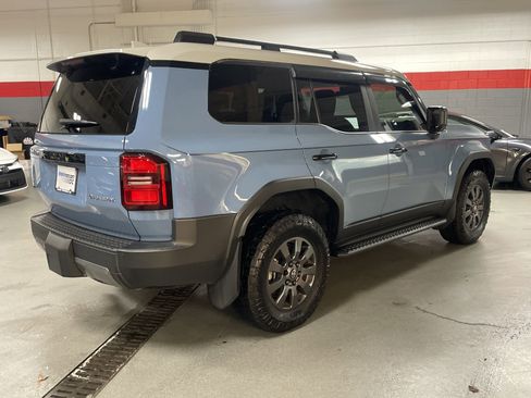 Used 2024 Toyota Land Cruiser image 10