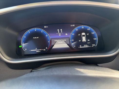 Used 2026 Toyota Corolla Cross XLE AWD/4WD image 13