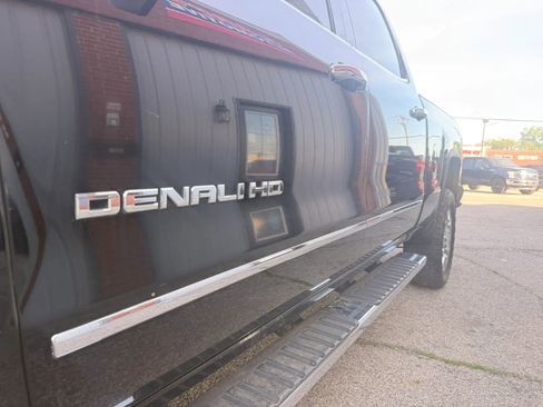 Used 2016 GMC Sierra 2500 Denali w/ Duramax Plus Package AWD/4WD image 20