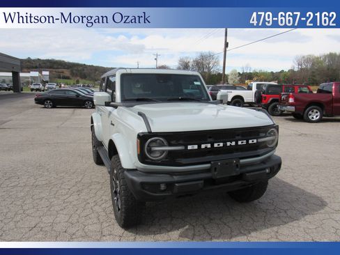 Used 2022 Ford Bronco Outer Banks image 18