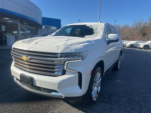 Used 2023 Chevrolet Tahoe High Country image 1