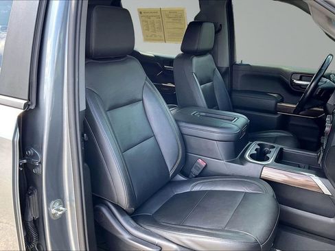 Used 2019 Chevrolet Silverado 1500 LT Trail Boss AWD/4WD image 7