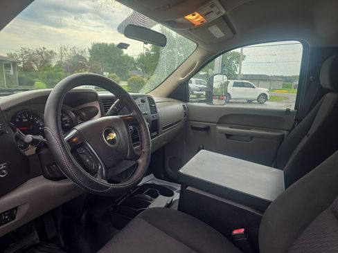 Used 2012 Chevrolet Silverado 3500 W/T RWD image 23