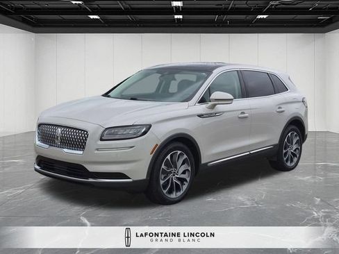 Used 2022 Lincoln Nautilus Reserve AWD/4WD image 1