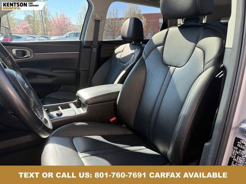 Used 2023 Kia Sorento S w/ Panoramic Sunroof Package AWD/4WD image 28