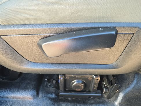 Used 2018 RAM 2500 Tradesman w/ Power & Remote Entry Group image 30