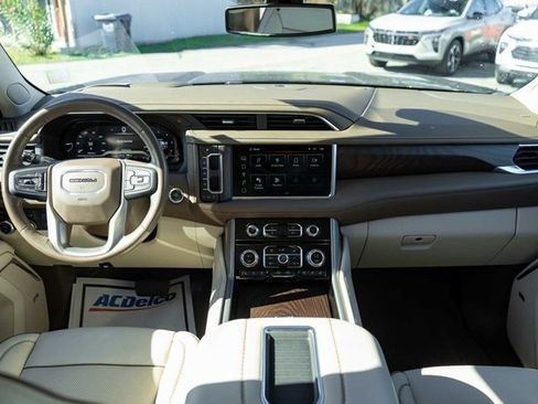 Used 2022 GMC Yukon Denali w/ Max Trailering Package image 16