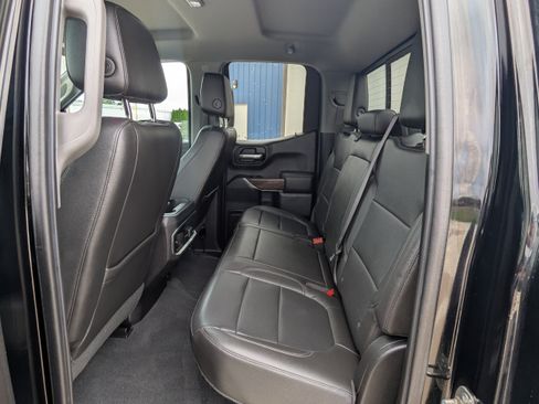 Used 2019 GMC Sierra 1500 SLT w/ SLT Premium Package AWD/4WD image 11