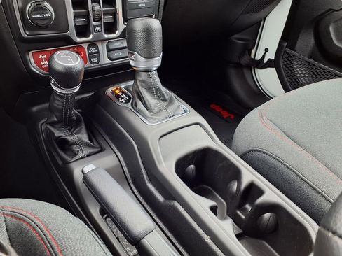 New 2026 Jeep Wrangler Unlimited Rubicon AWD/4WD image 11