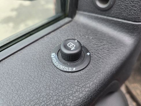 Used 2014 Ford F150 Platinum image 29