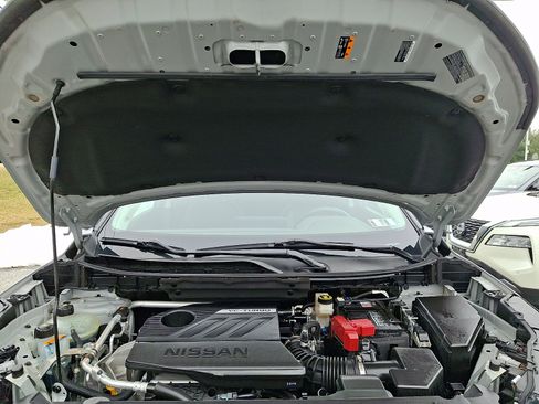 Used 2022 Nissan Rogue SL w/ SL Premium Package image 27