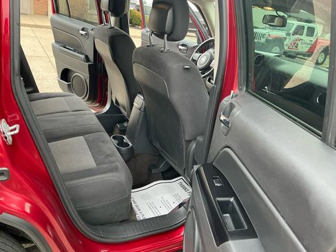Used 2014 Jeep Patriot Latitude image 22