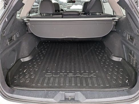 Used 2025 Subaru Outback Onyx Edition image 29