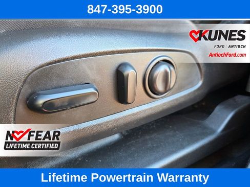 Used 2018 GMC Terrain SLE w/ Driver Convenience Package image 17