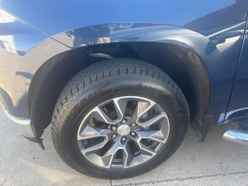 Used 2020 Chevrolet Silverado 1500 LT w/ Texas Edition image 2