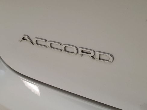 Certified 2025 Honda Accord SE image 20
