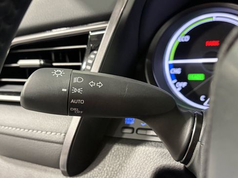 Used 2024 Toyota Camry SE w/ Audio Upgrade Package FWD image 23