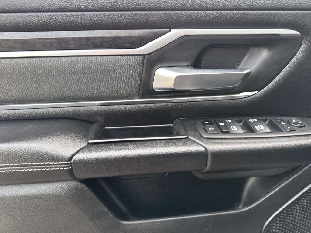 Used 2022 RAM 1500 Big Horn AWD/4WD image 17