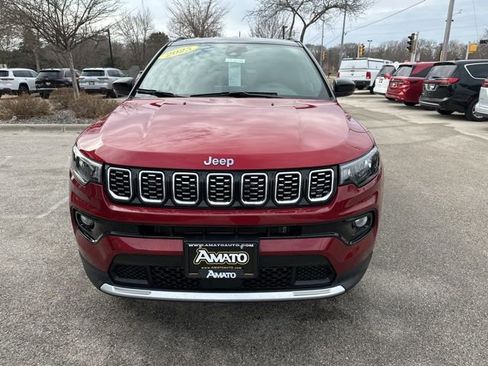Used 2025 Jeep Compass Limited AWD/4WD image 3