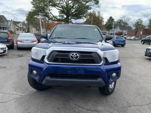 Used 2014 Toyota Tacoma 4x4 Double Cab image 2