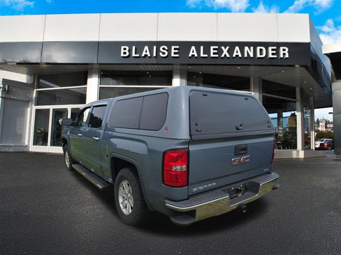 Used 2015 GMC Sierra 1500 SLE w/ SLE Value Package AWD/4WD image 8