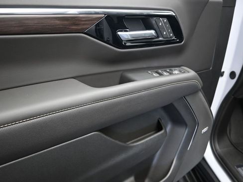 New 2026 Chevrolet Tahoe Premier RWD image 11