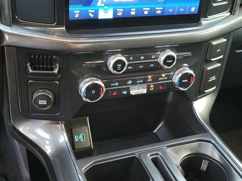 Certified 2022 Ford F150 XLT w/ Equipment Group 302A High image 32